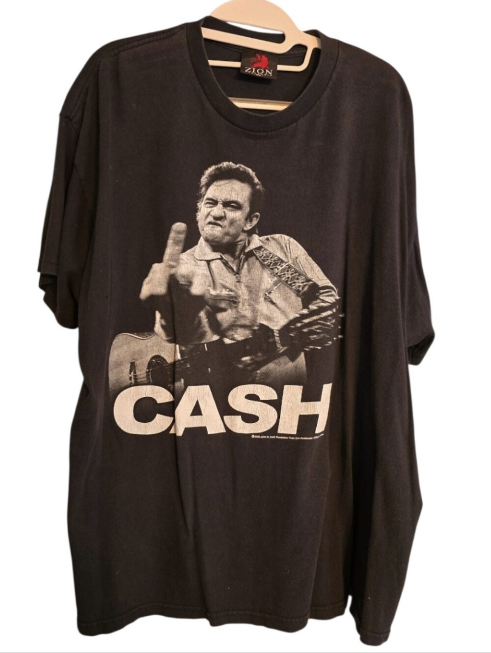 Zion Rootswear Vintage Johnny Cash Graphic T Size 2X In GUC